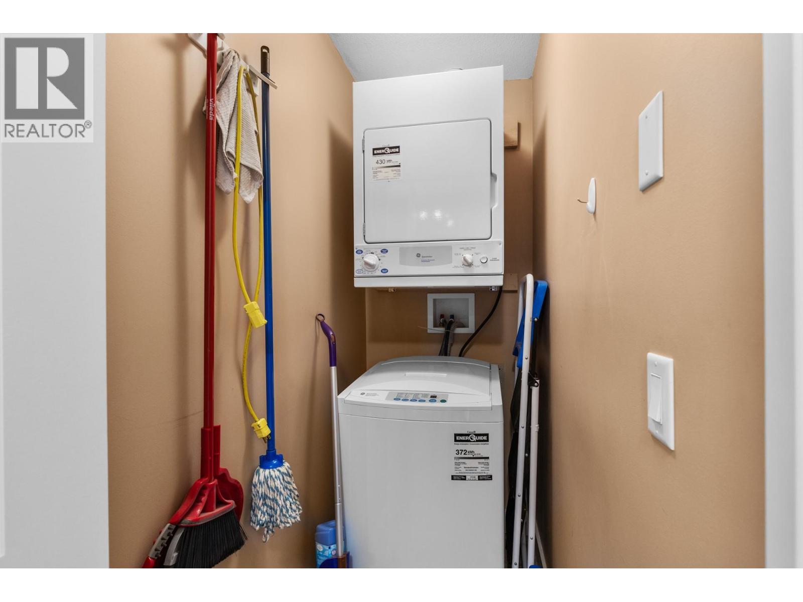 408 2551 Shoreline Drive, Lake Country