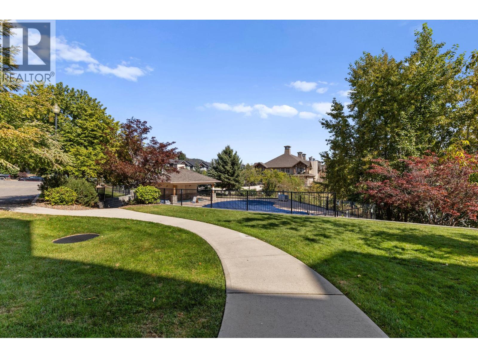 408 2551 Shoreline Drive, Lake Country