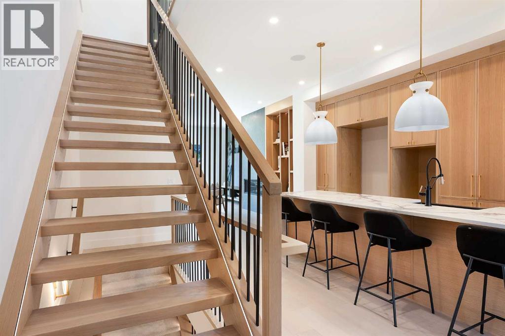 Single Family House for Sale in  Broadview Road NW Hillhurst Calgary 