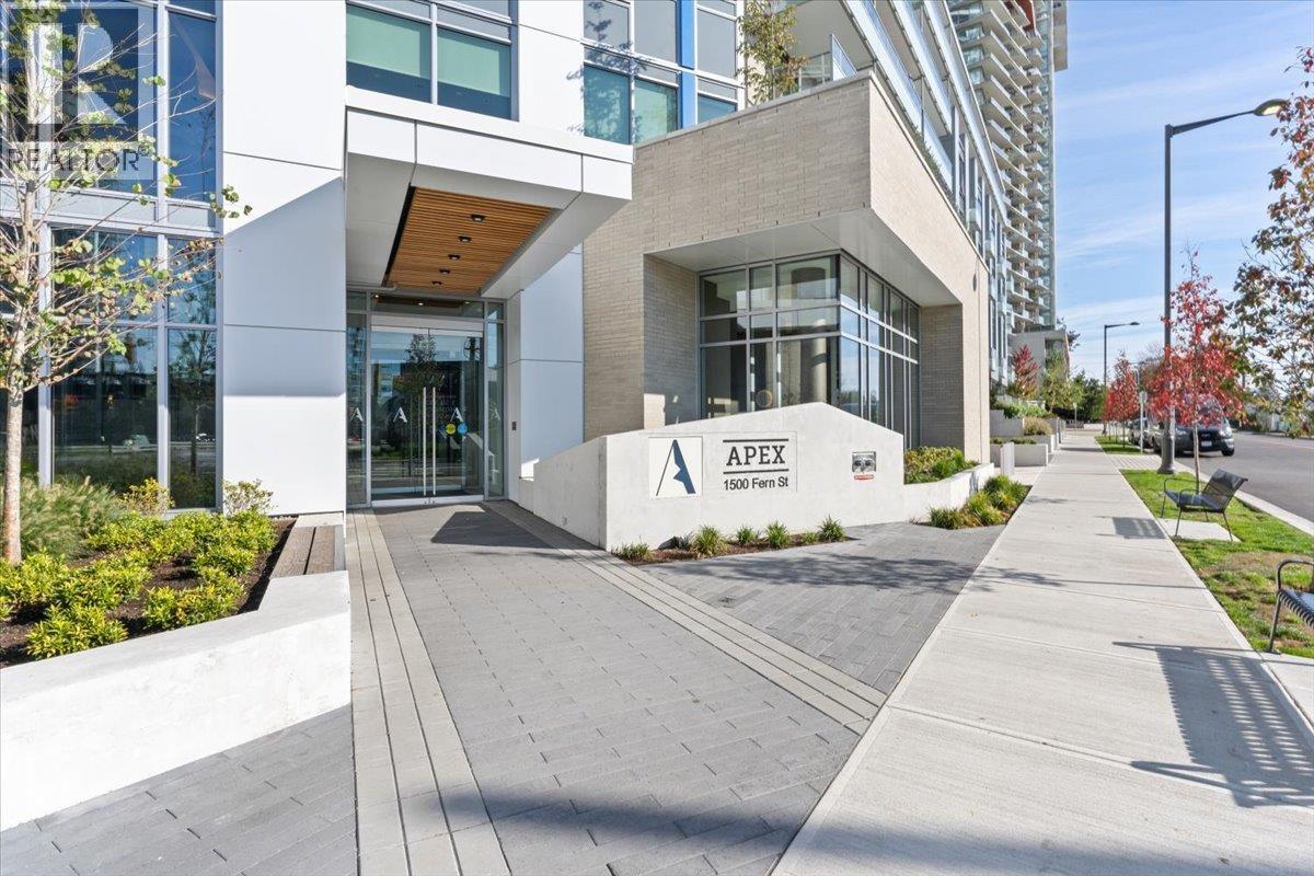 706 1500 FERN STREET, North Vancouver