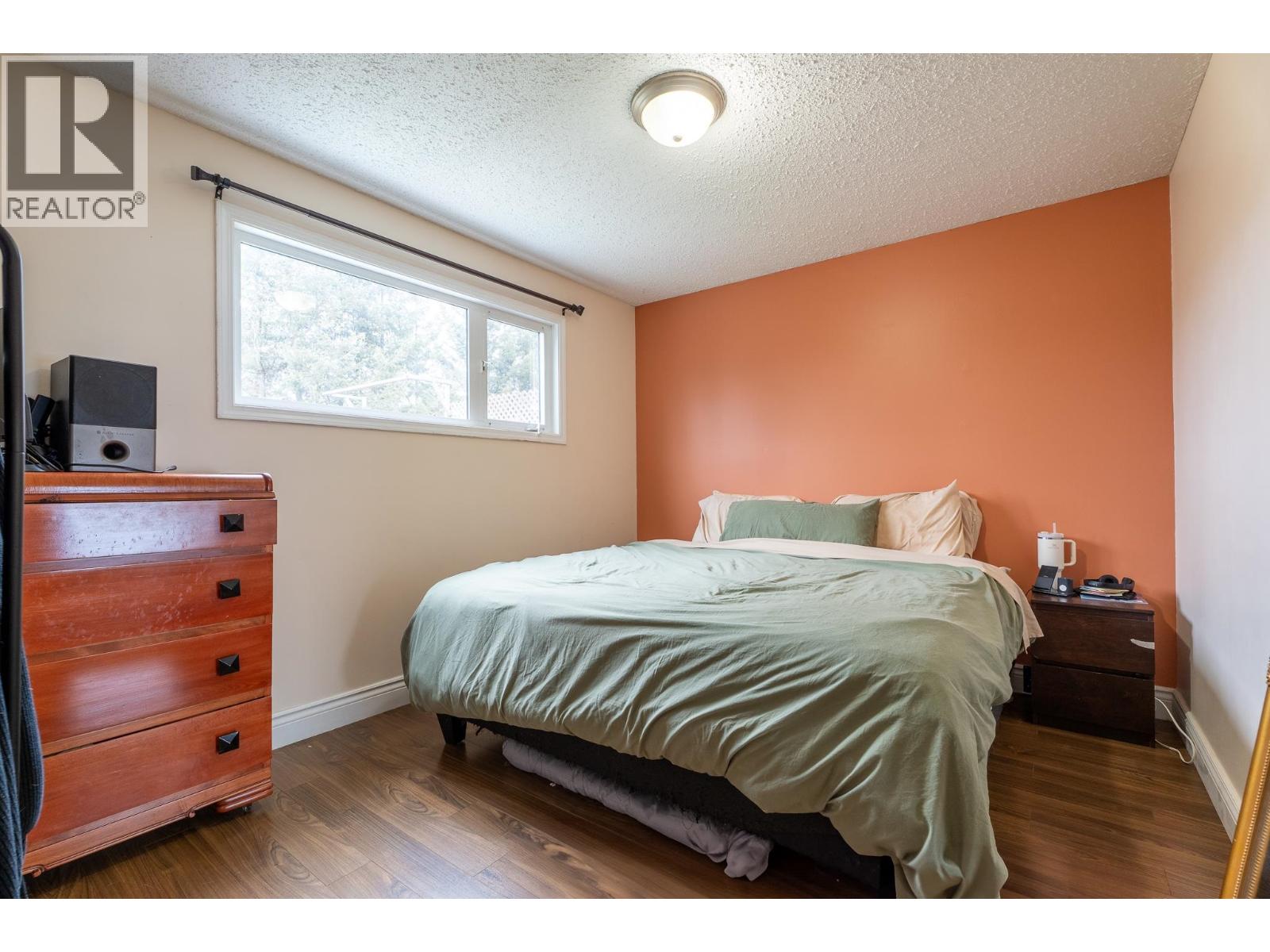 1228 GENEVIEVE CRESCENT - 9