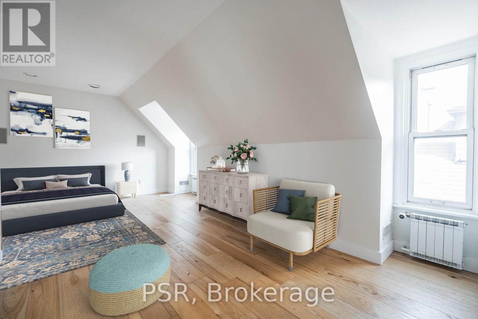 Listing photo of 3RD FL - 25 COULSON AVENUE