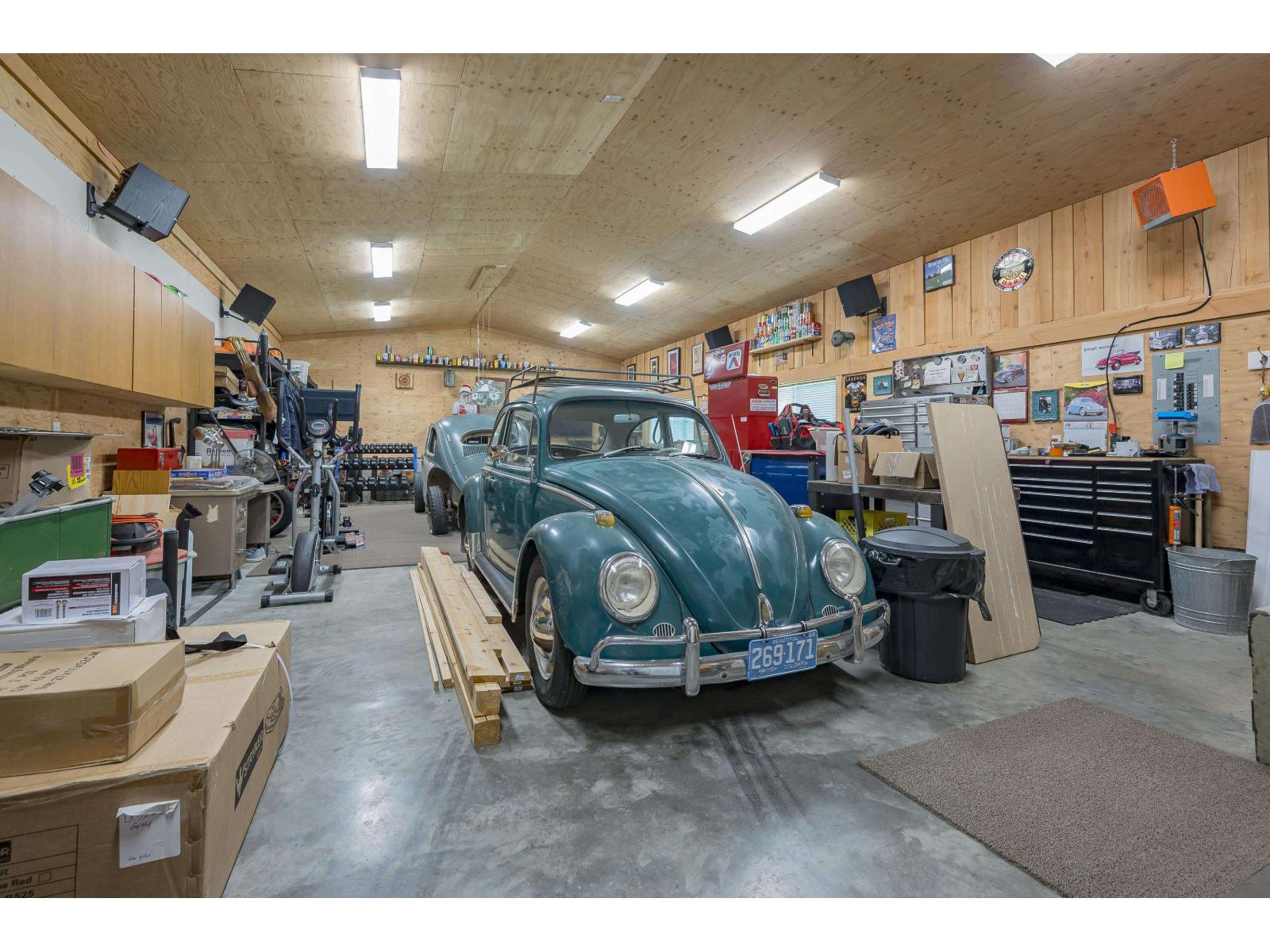 25035 10 AVENUE, Langley