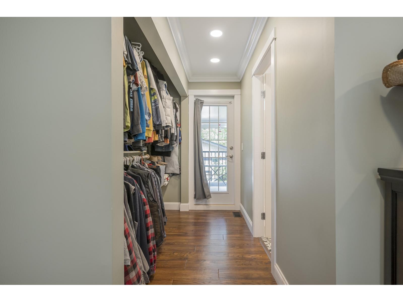 25035 10 AVENUE, Langley