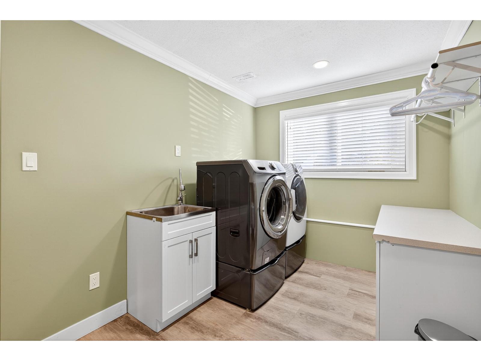 25035 10 AVENUE, Langley