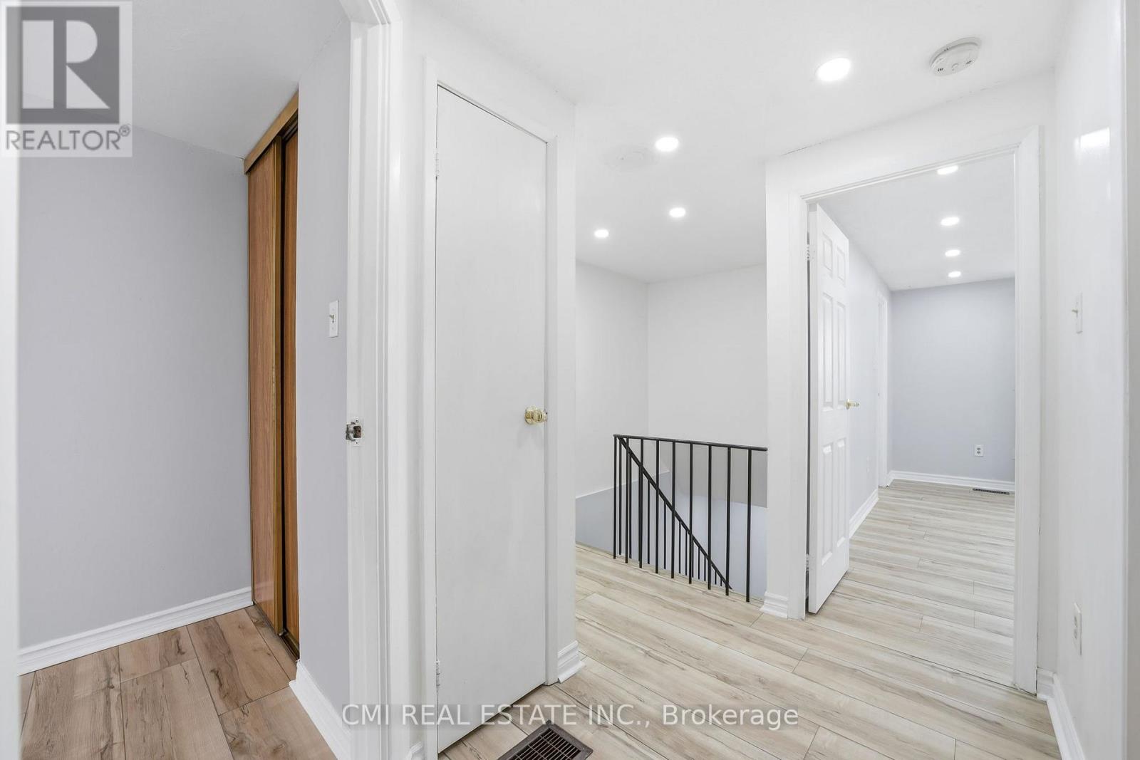 #116 1538 LANCASTER DRIVE - 22