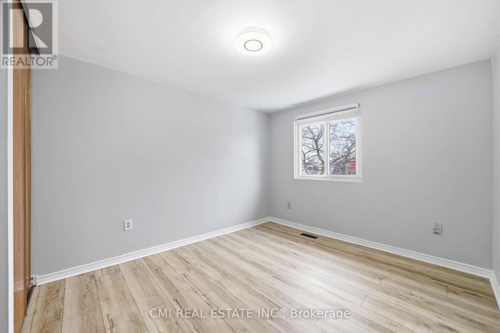 #116 1538 LANCASTER DRIVE - 28