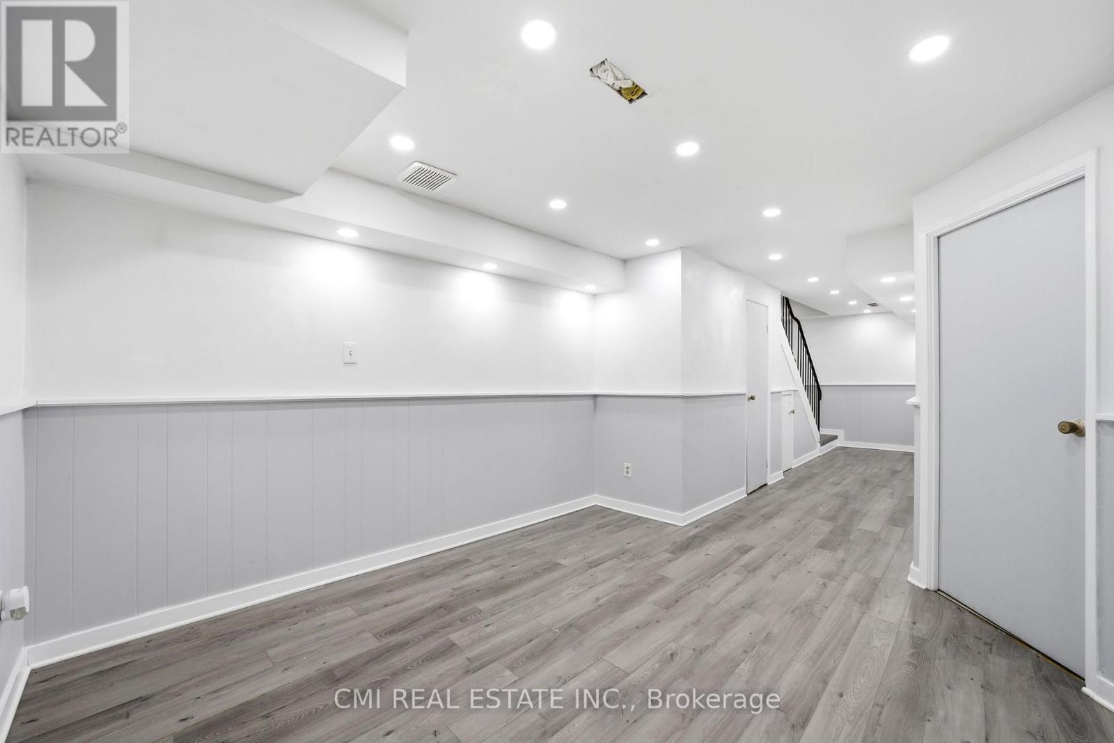 #116 1538 LANCASTER DRIVE - 37