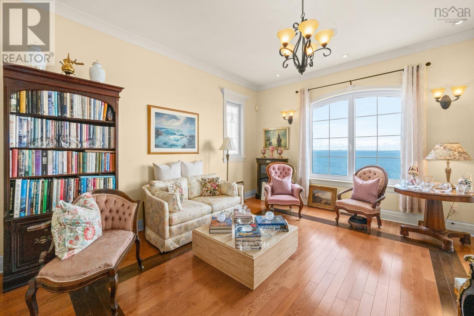 Property 18 of 48 of 73 Kestrel Court