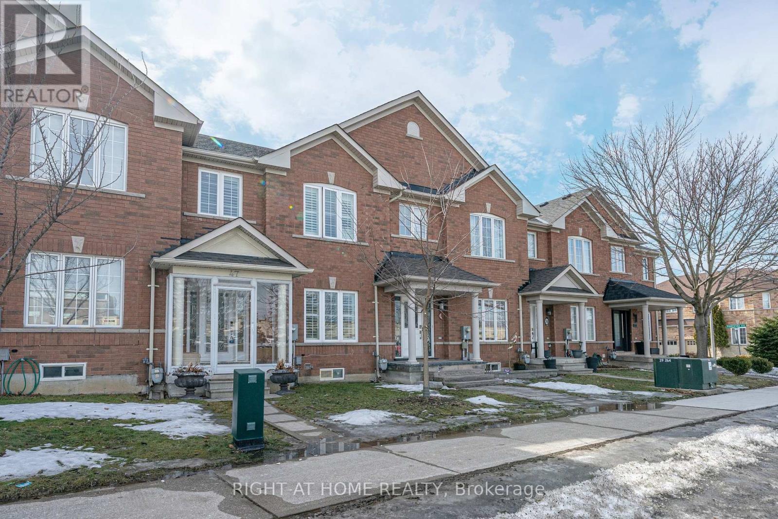 47 DAVOS ROAD - 3