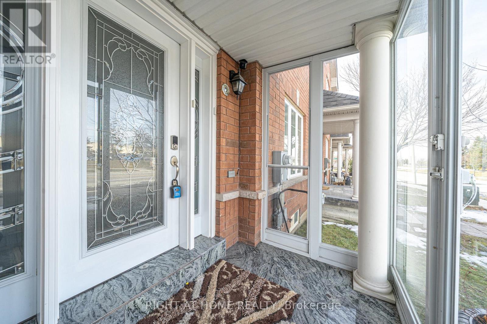 47 DAVOS ROAD - 4