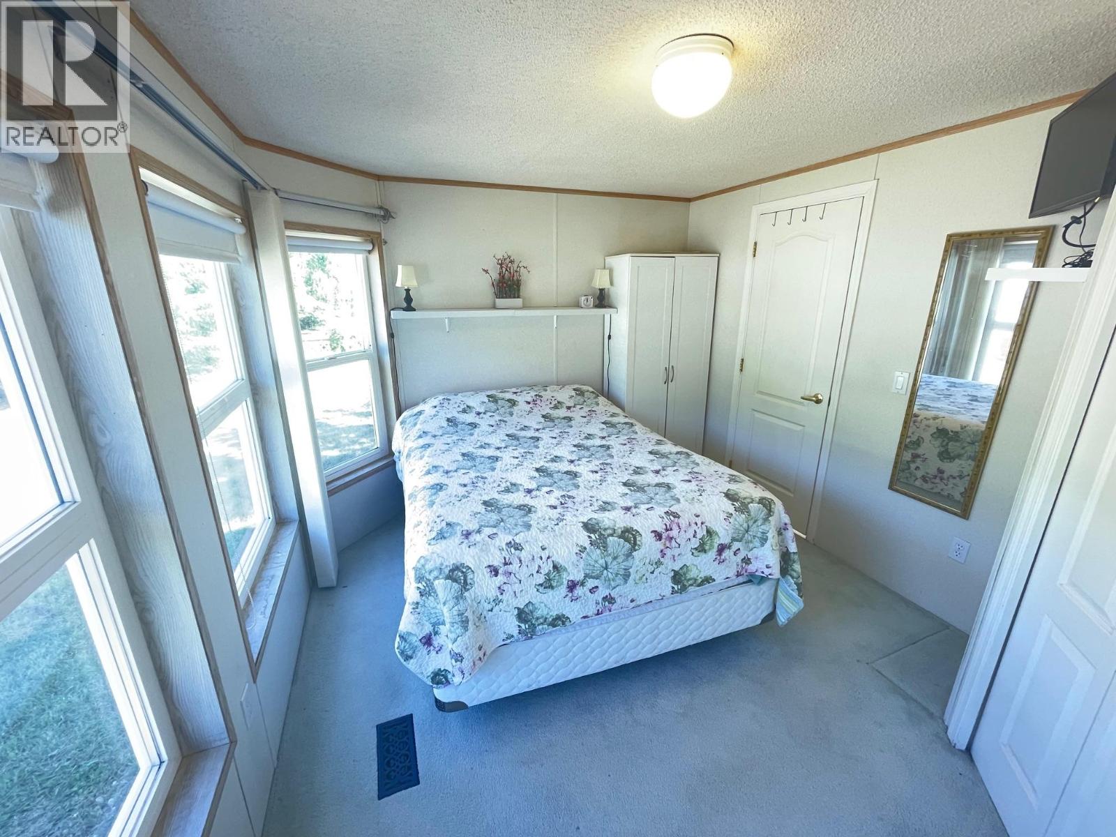 690 COPPER AVENUE N - 21