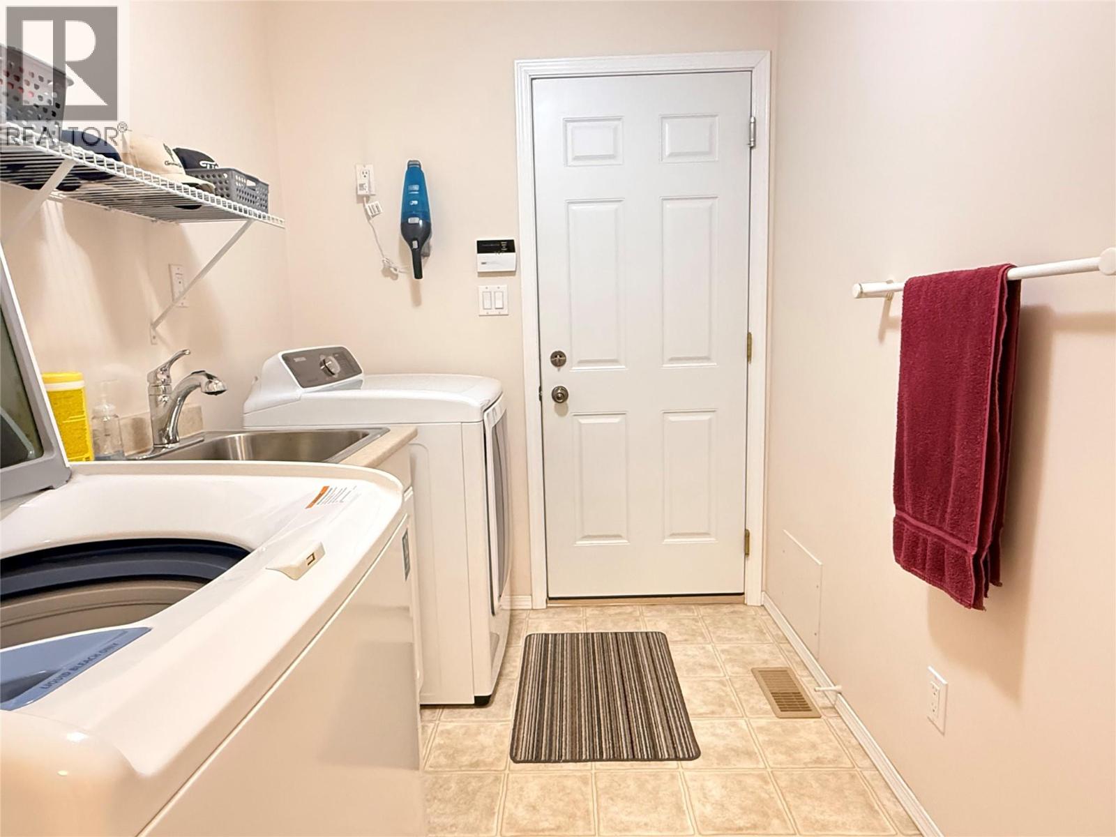 2695 Placer Place, Grand Forks