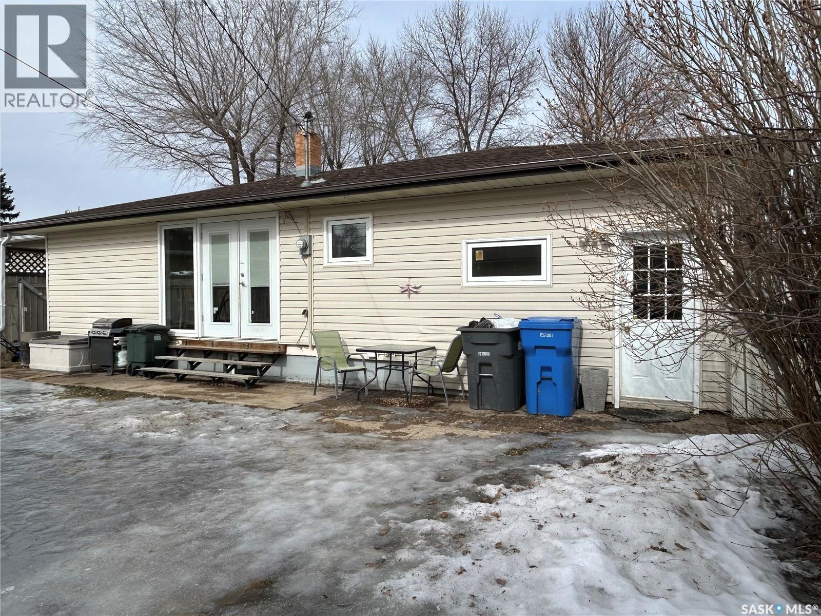 918 Albert STREET - 29