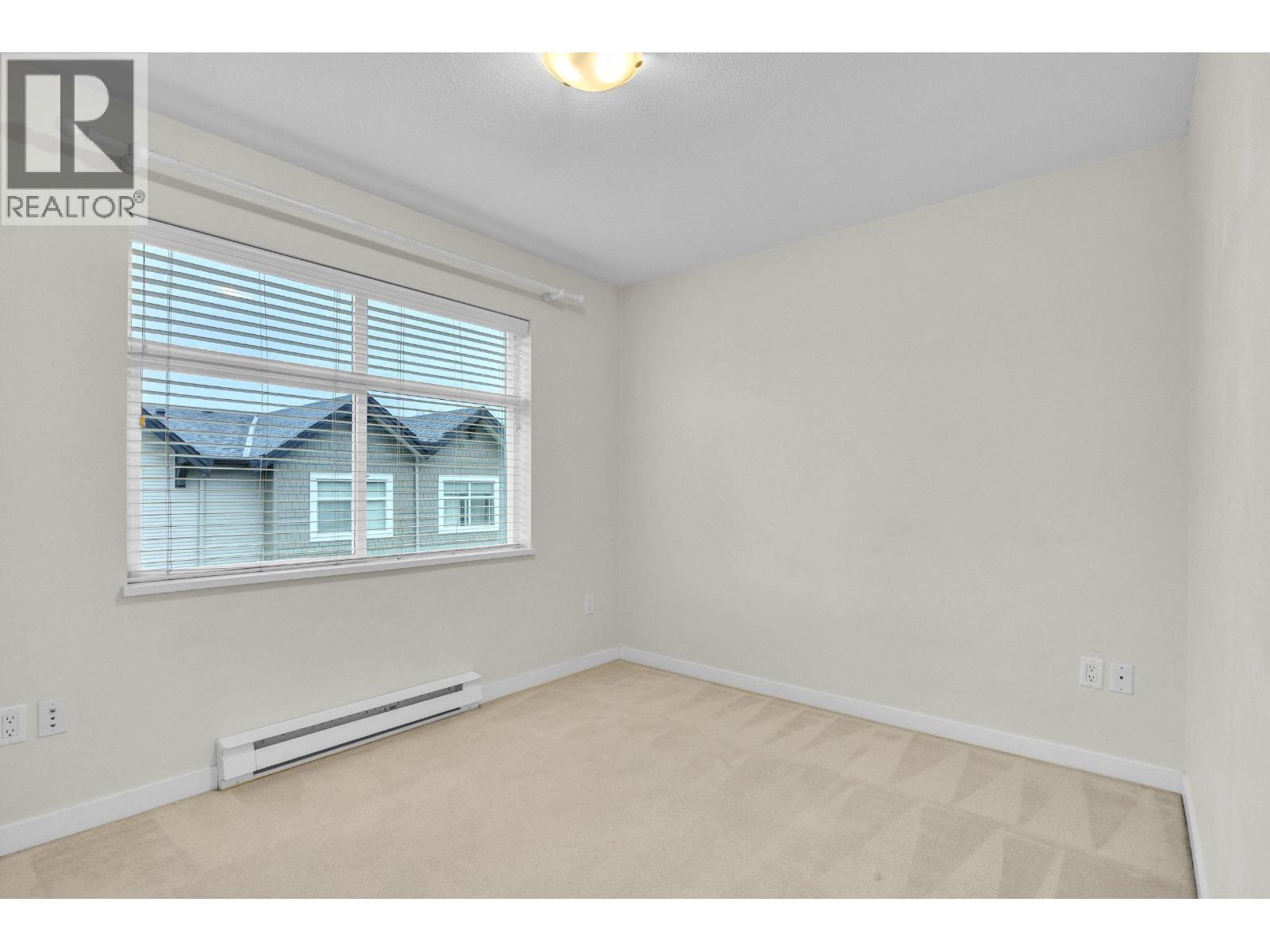 717 PREMIER STREET, North Vancouver