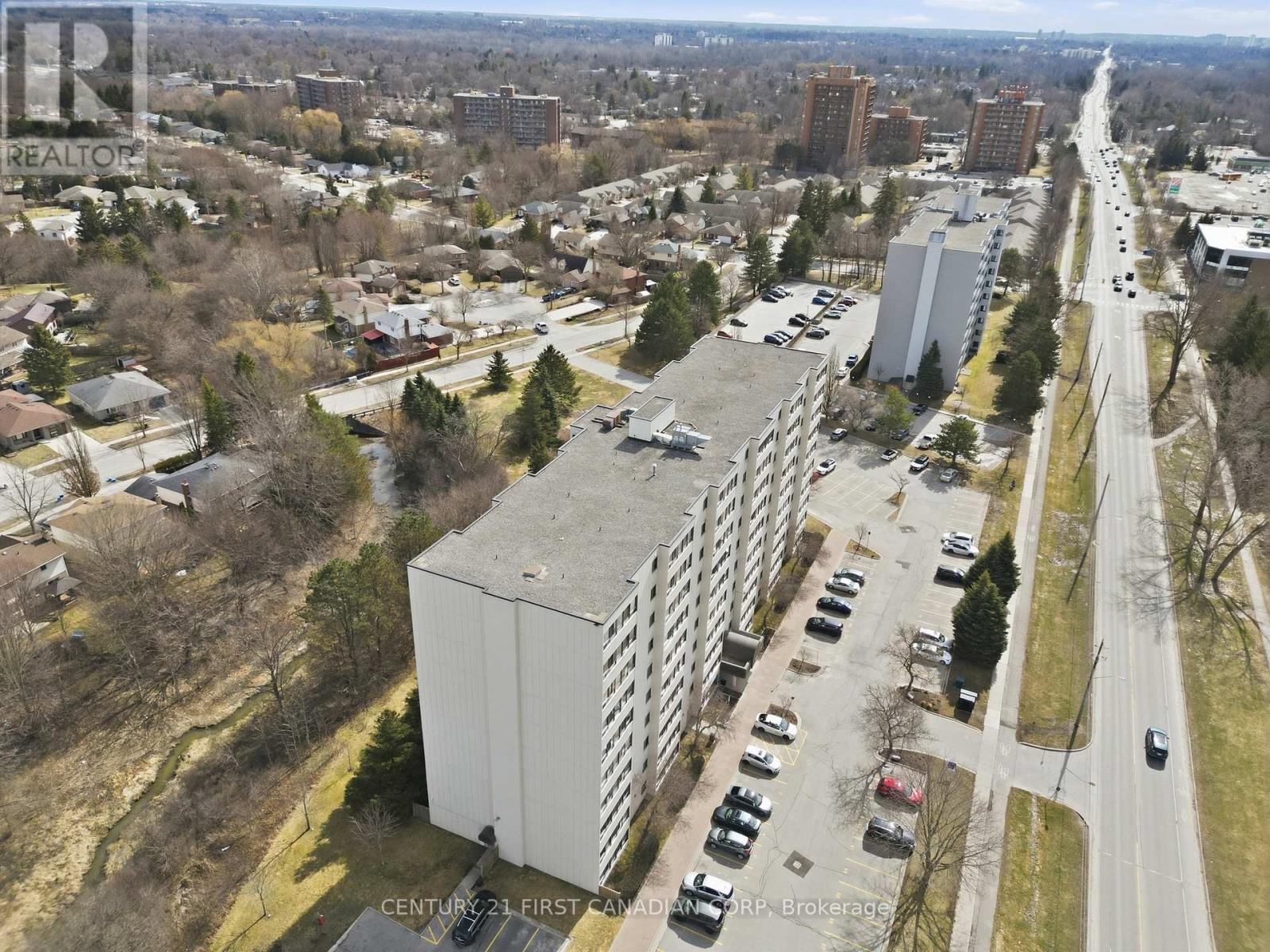 #1008 1600 ADELAIDE STREET N - 3