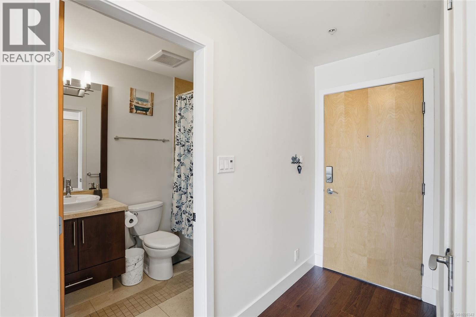 305 194 Beachside Dr, Parksville