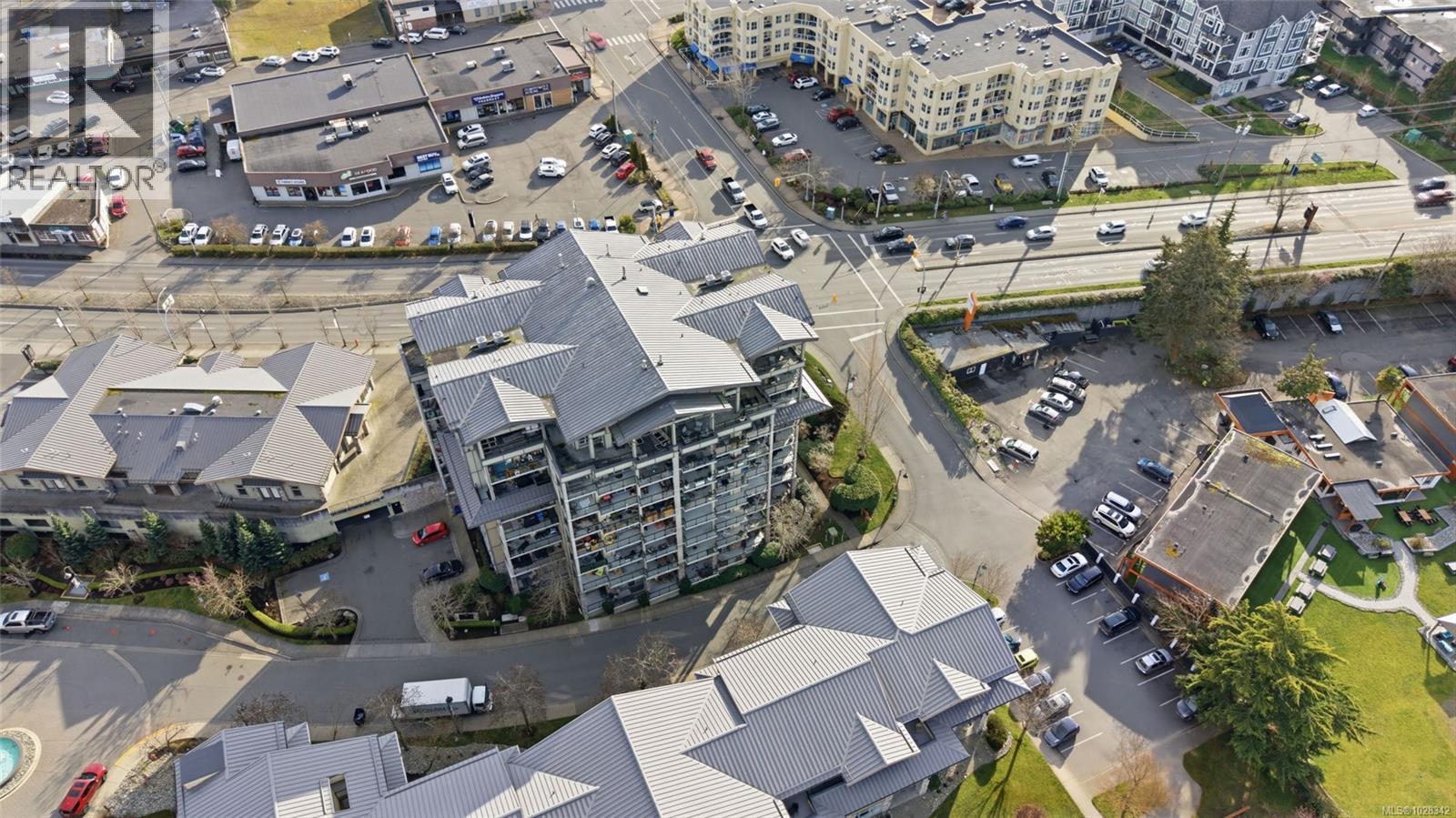 305 194 Beachside Dr, Parksville