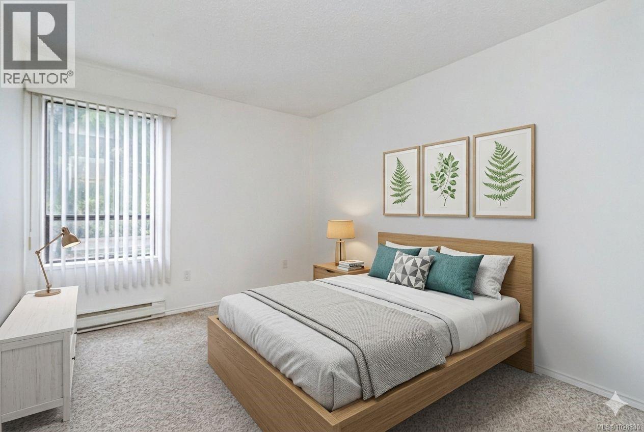 #301 3251 COWICHAN LAKE RD - 21