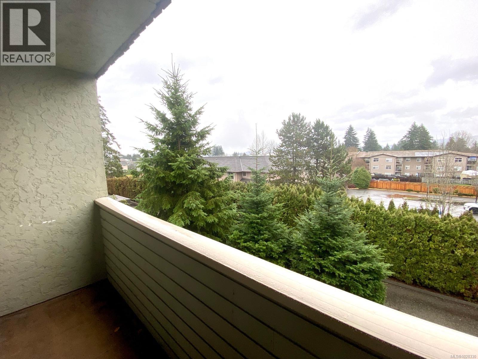 #301 3251 Cowichan Lake Rd - 26