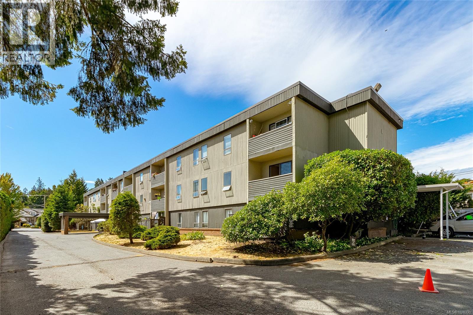 #301 3251 COWICHAN LAKE RD - Image 3