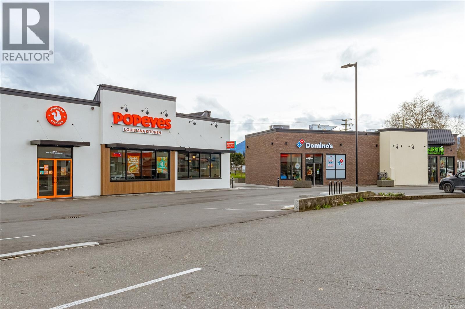 #301 3251 COWICHAN LAKE RD - 35