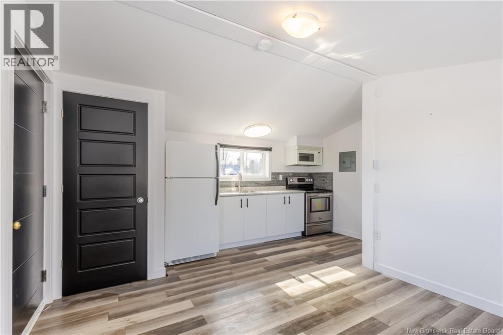 15 Jones Forks Road - 12