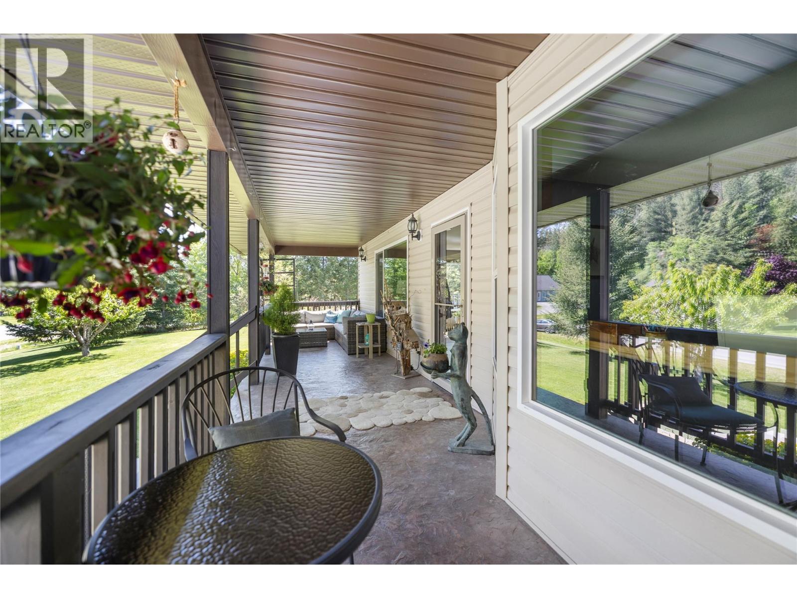 1333 8th Avenue N, Creston