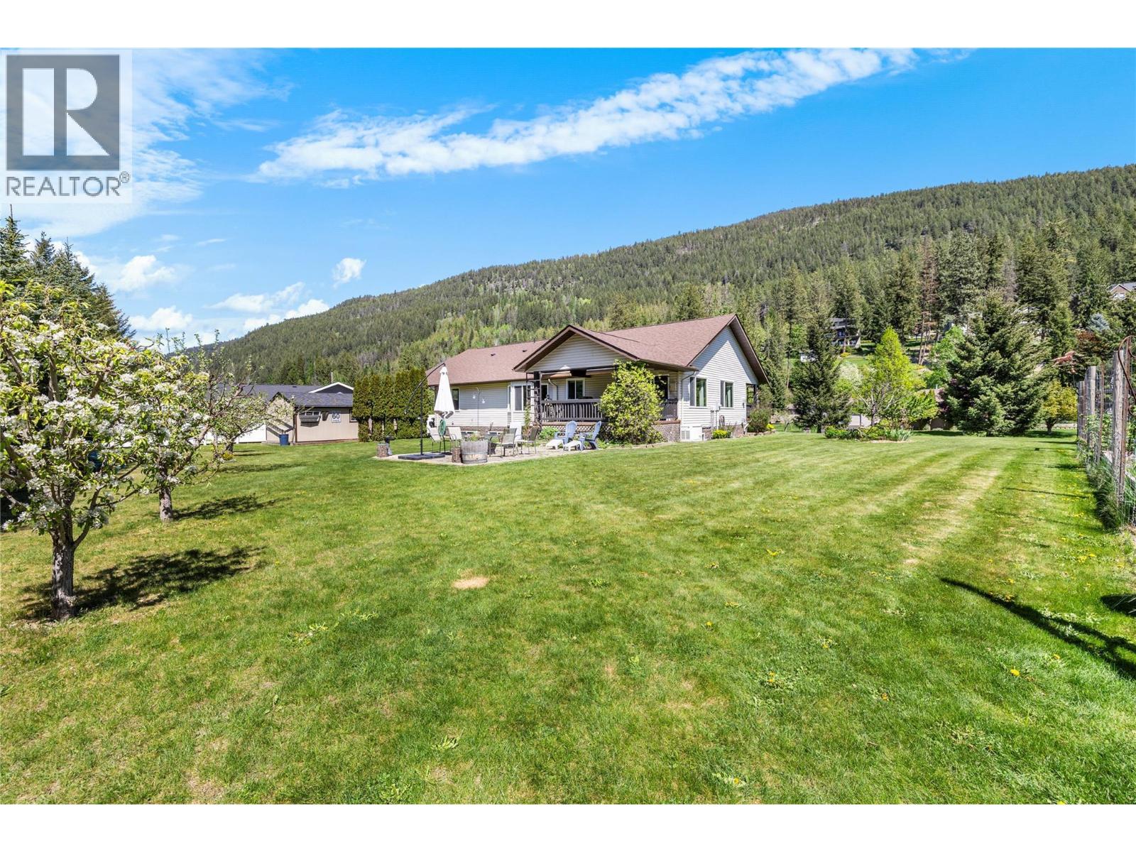 1333 8th Avenue N, Creston