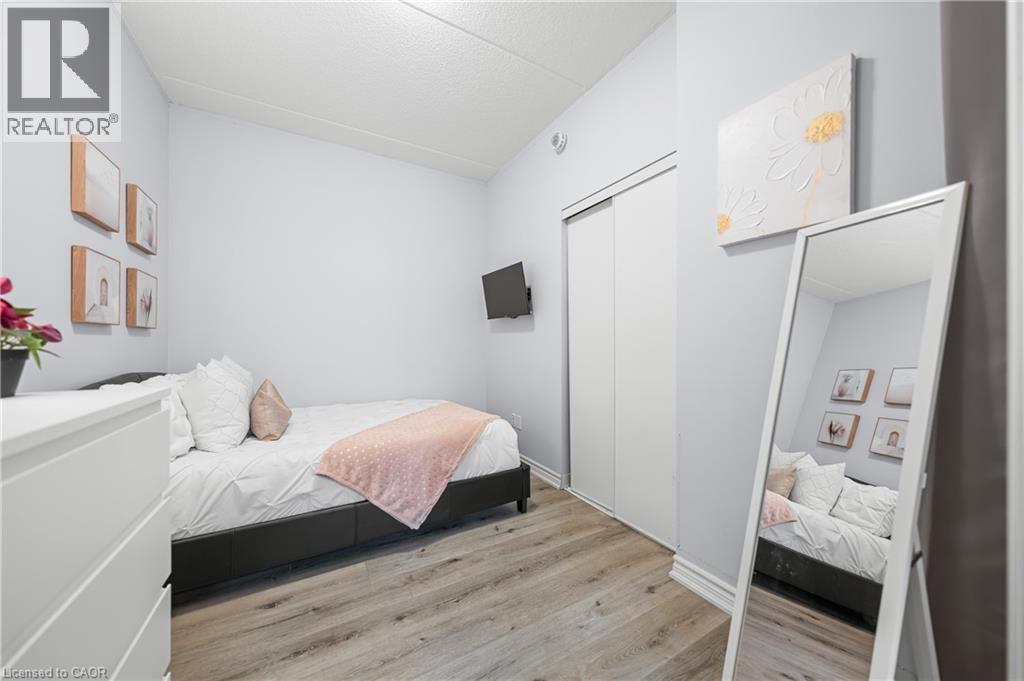 #108 1280 GORDON Street - 28