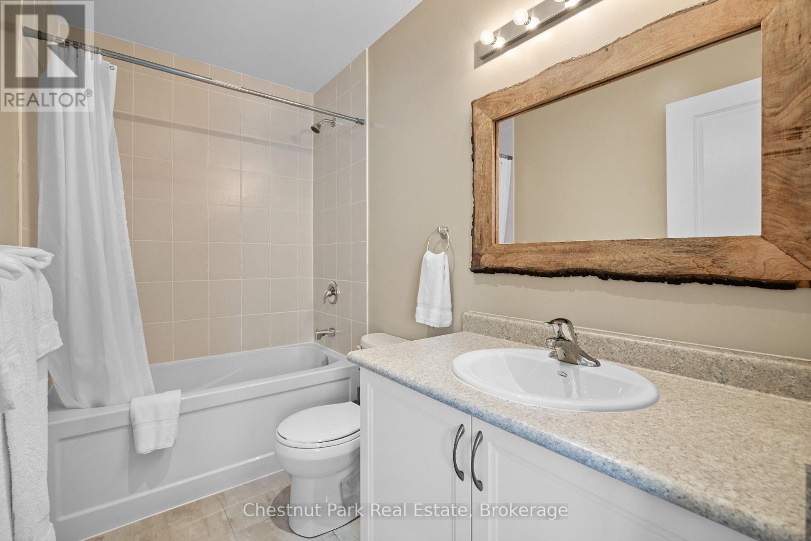 45 ROCKMOUNT CRESCENT - 24