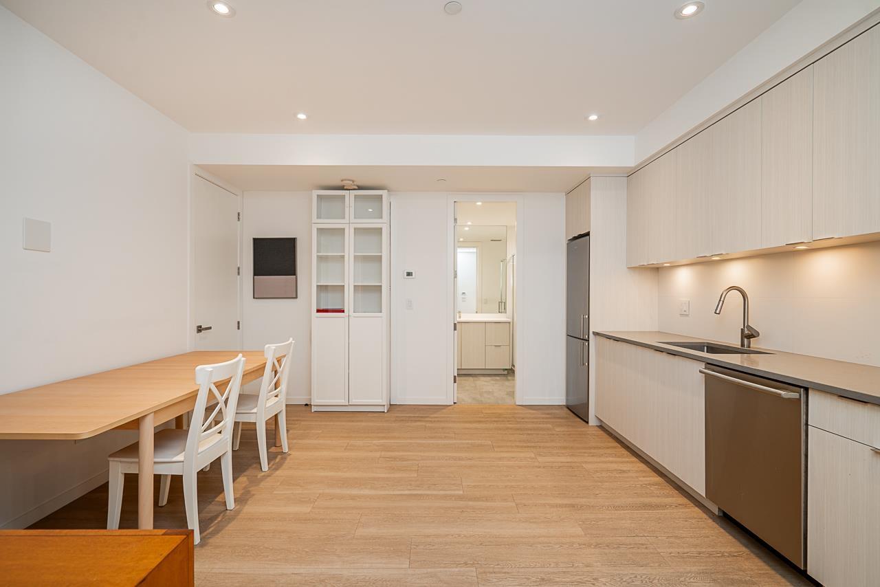 15493 ROYAL AVENUE, White Rock