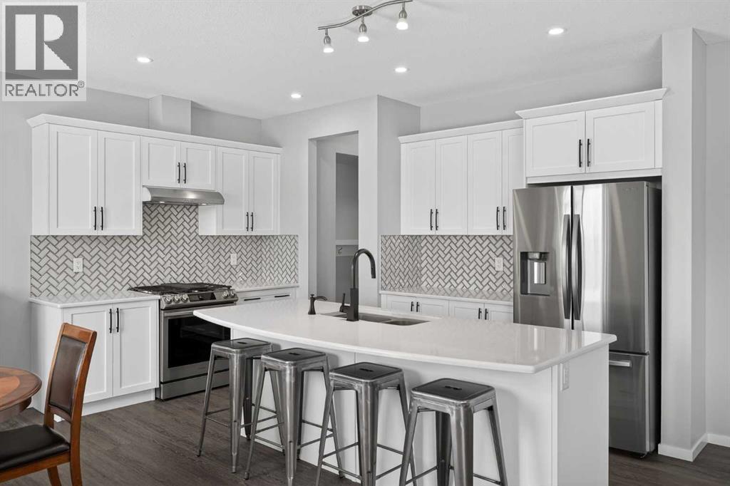 
          154 Yorkstone Way Southwest
            <br/>
            <span>Calgary</span>
            , 
            <span>AB</span>
             <span>T2X4S3</span>
         - Photo 14