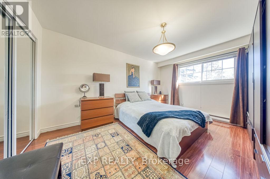 141 ANGUS DRIVE - 18
