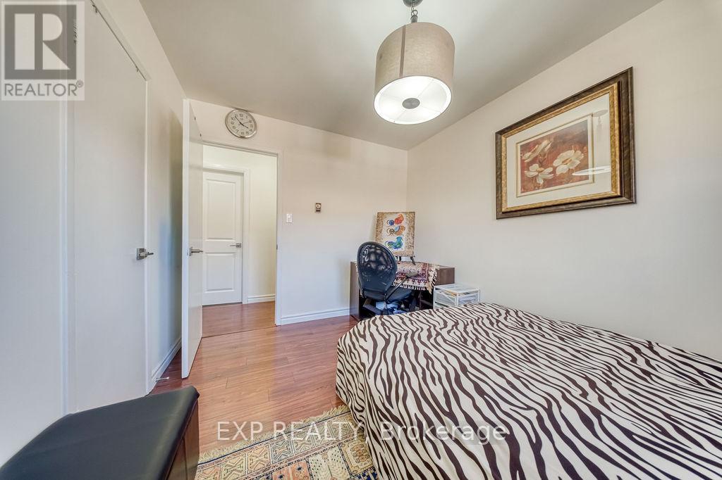 141 ANGUS DRIVE - 23