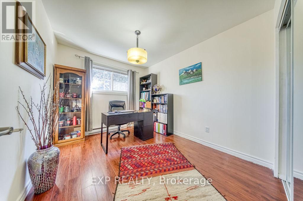 141 ANGUS DRIVE - 24