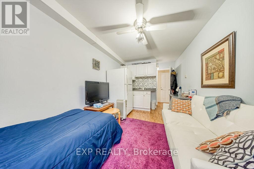 141 ANGUS DRIVE - 34