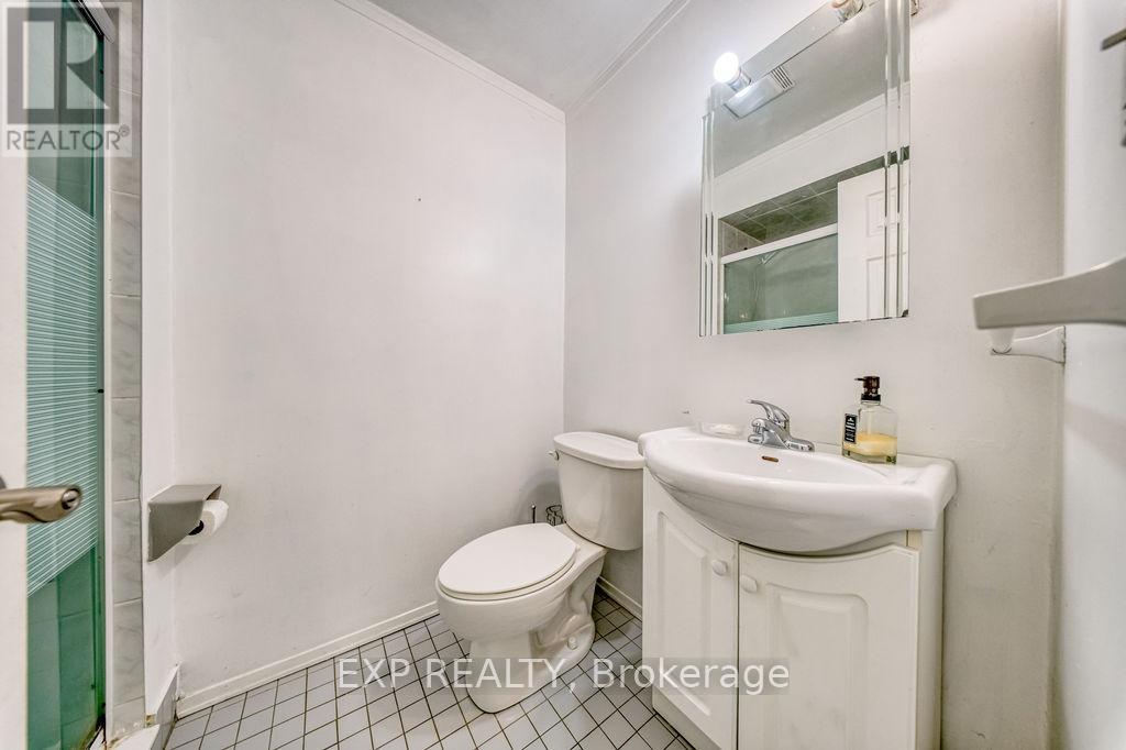 141 ANGUS DRIVE - 35