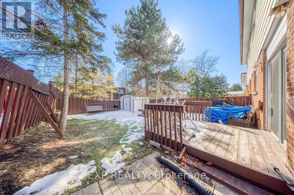 141 ANGUS DRIVE - 38