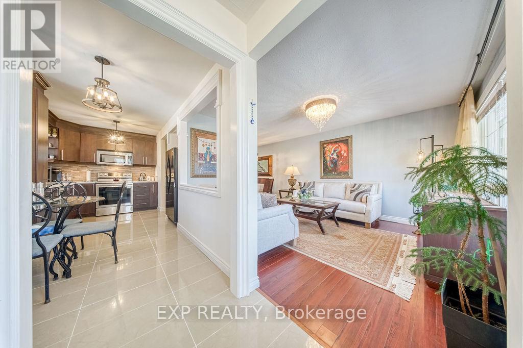 141 ANGUS DRIVE - 6