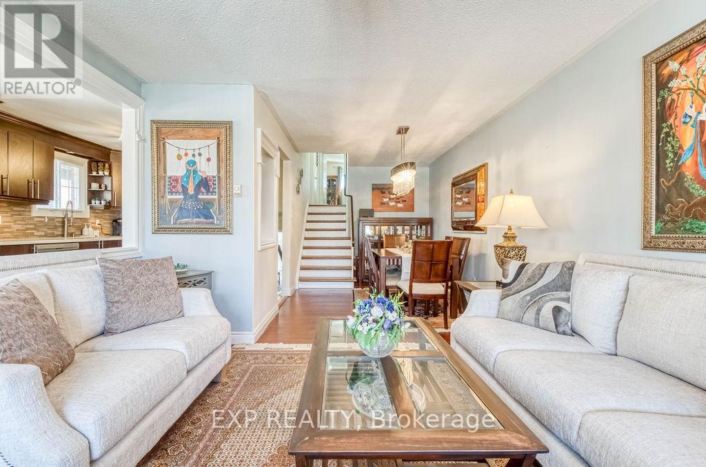 141 ANGUS DRIVE - 9