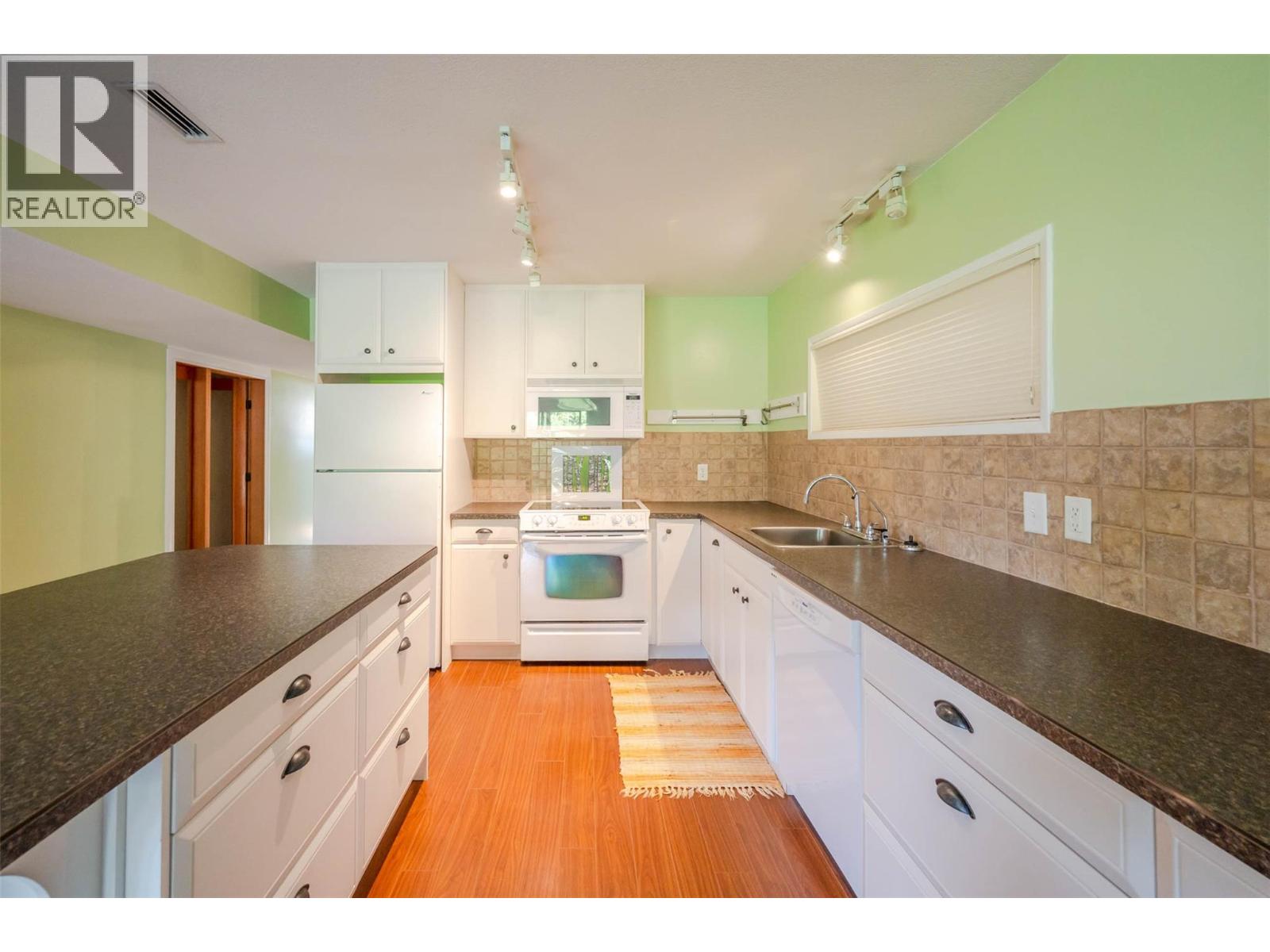 975 HERON COURT - 36