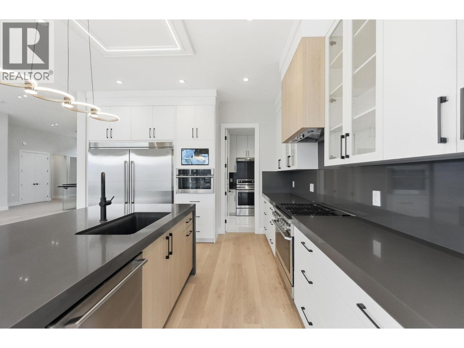 973 Loseth Drive, Kelowna