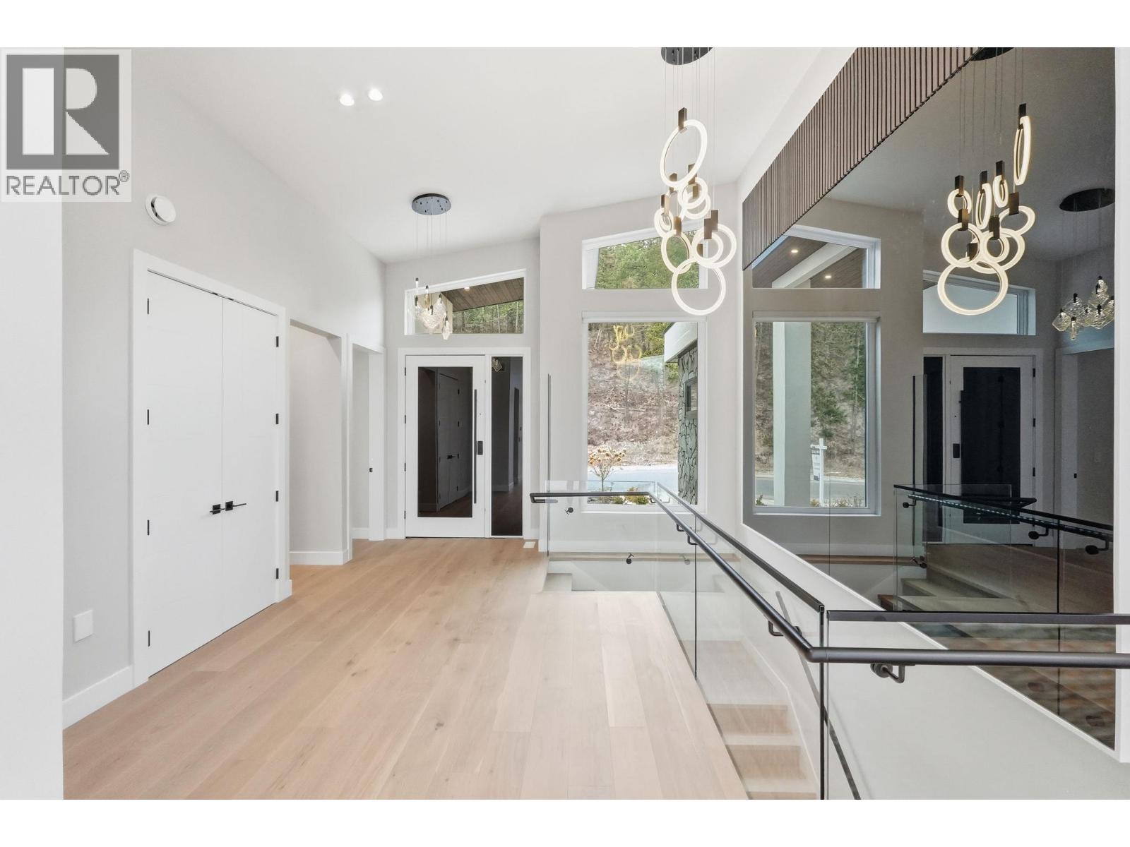 973 Loseth Drive, Kelowna