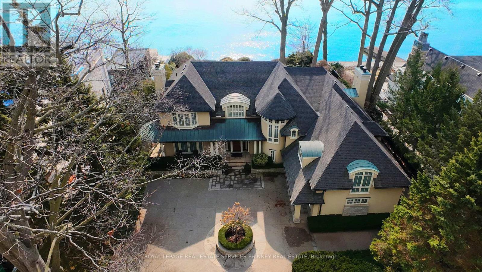 6 ENNISCLARE DRIVE W - 6