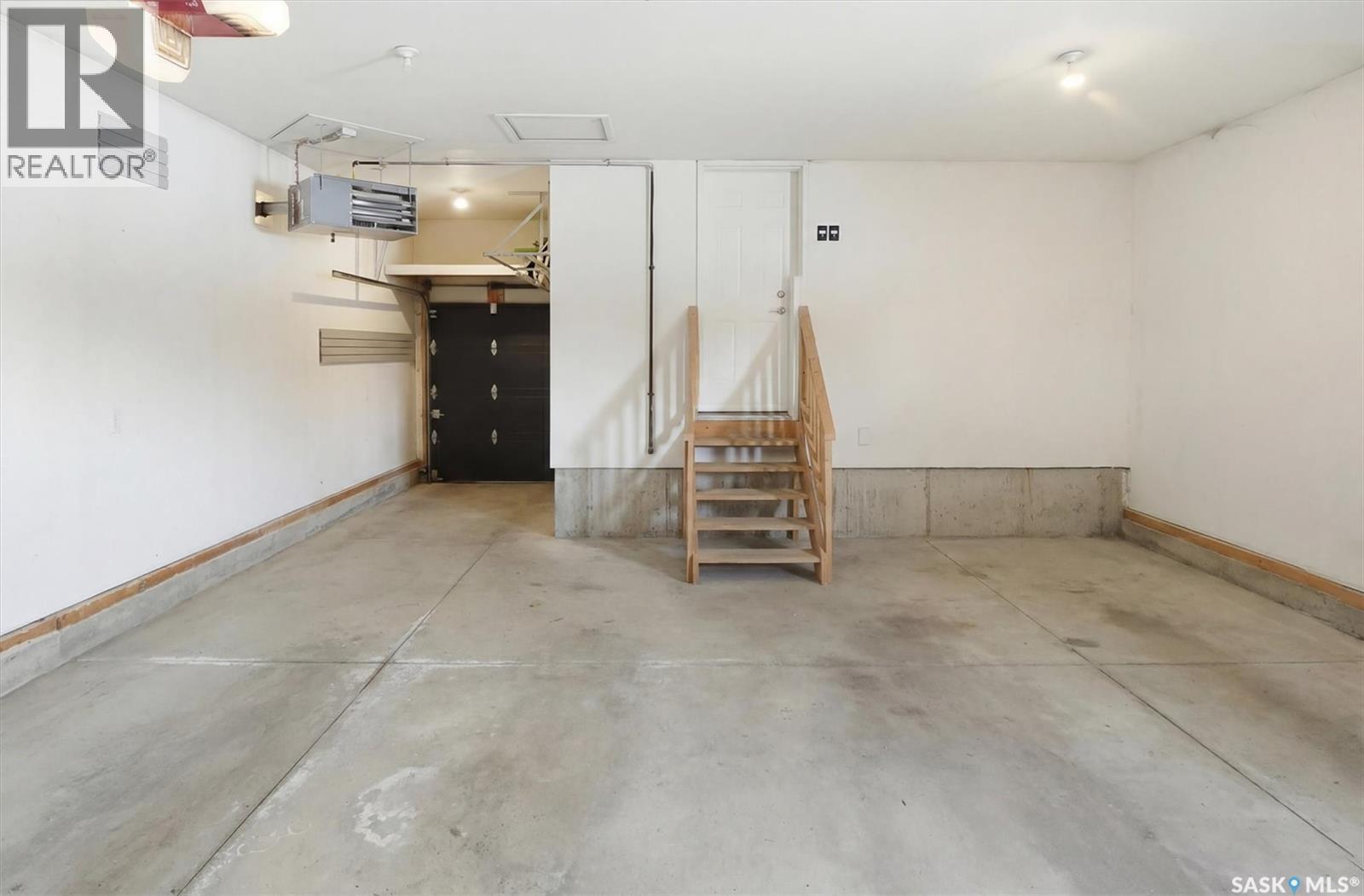 Single Family House 2 Level for Sale in  Roy CRESCENT Saskatoon 