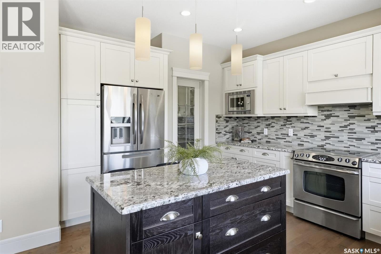 Single Family House 2 Level for Sale in  Roy CRESCENT Saskatoon 