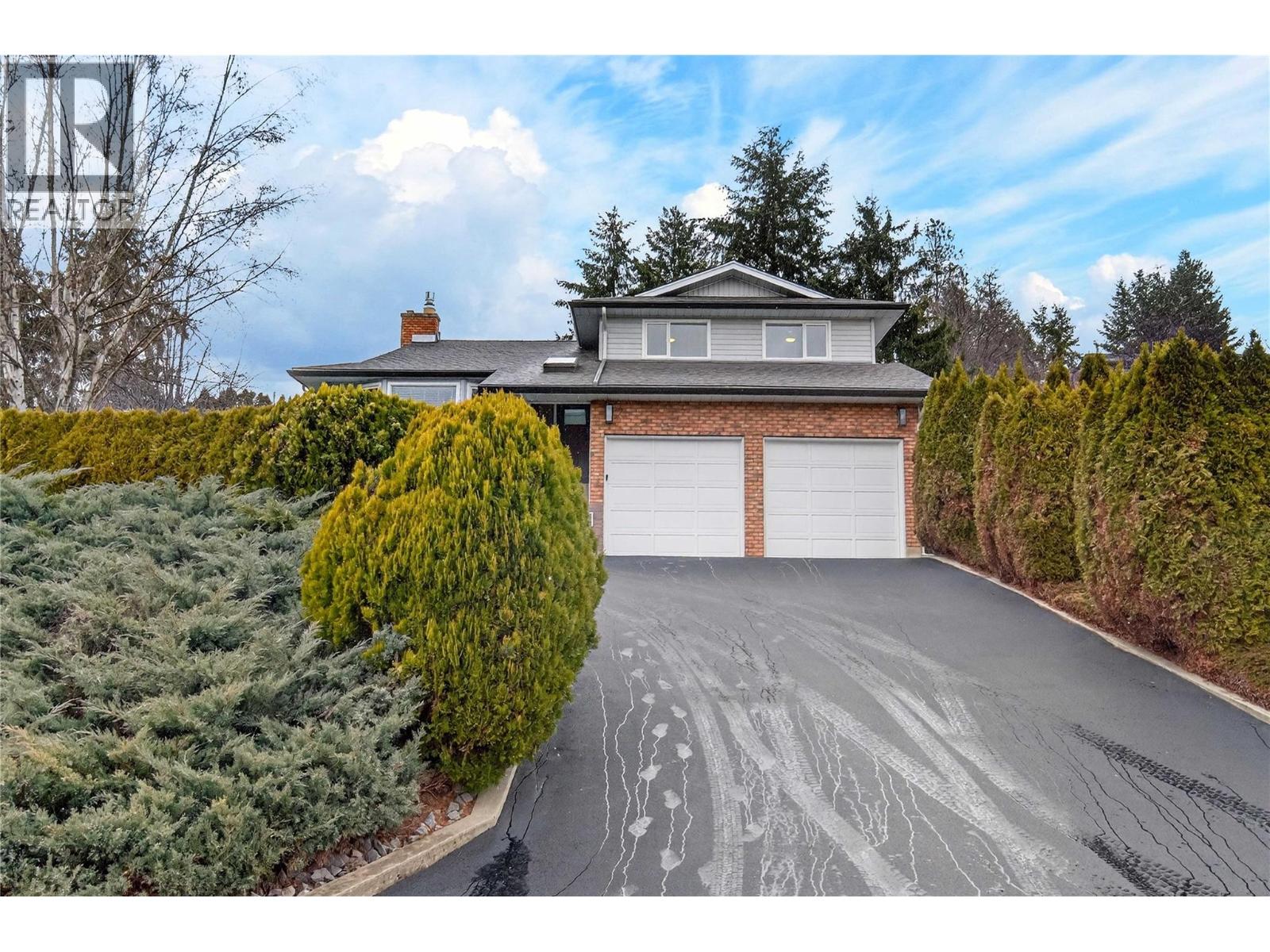 1131 49 Avenue NE, Salmon Arm