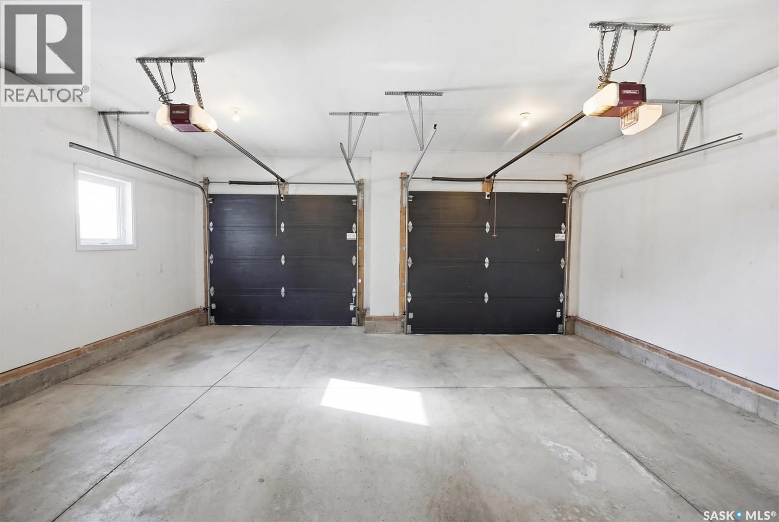 Single Family House 2 Level for Sale in  Roy CRESCENT Saskatoon 