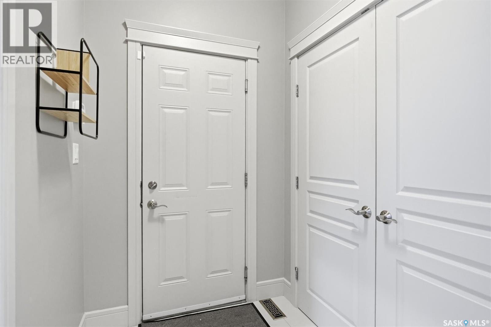 Single Family House 2 Level for Sale in  Roy CRESCENT Saskatoon 